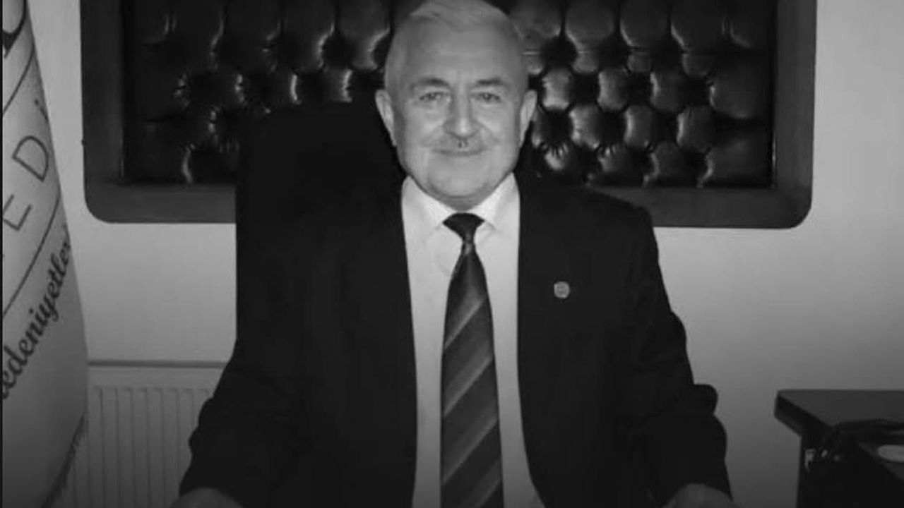 Eski AK Partili lider trafik kazasında öldü.