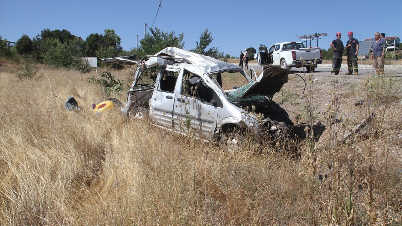 Beyşehir, Konya'da trafik kazasında 5 kişi yaralandı.