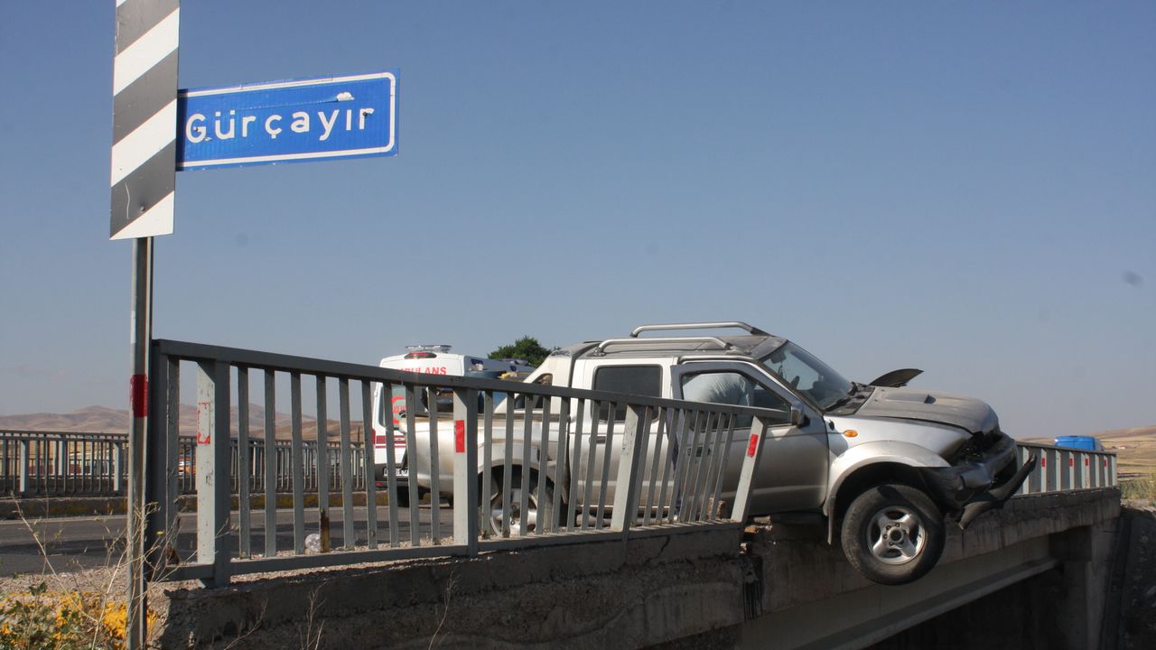 Sivas'ta meydana gelen iki ayrı trafik olayı