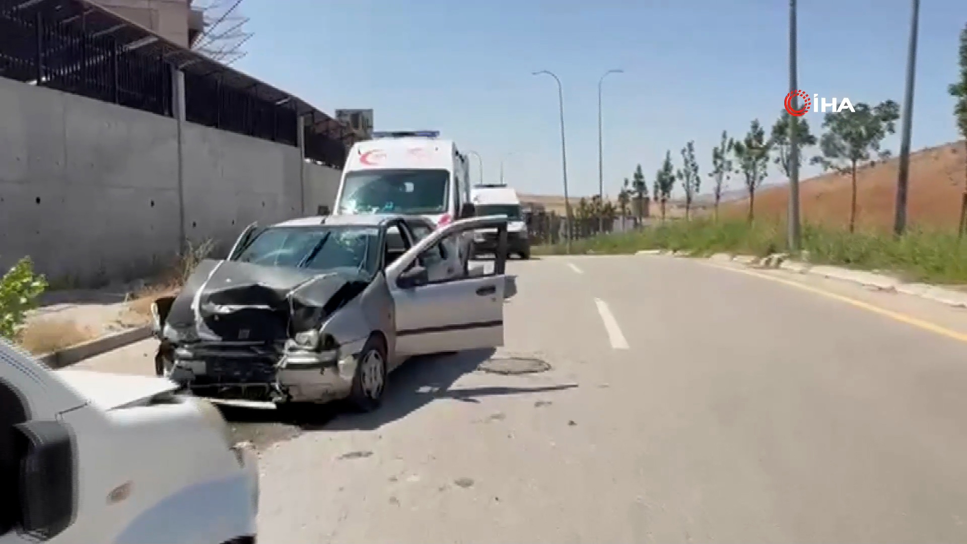 Ters yöne girme kazaya sebep oldu: 3 yaralı hastaneye kaldırıldı – Son Haberler