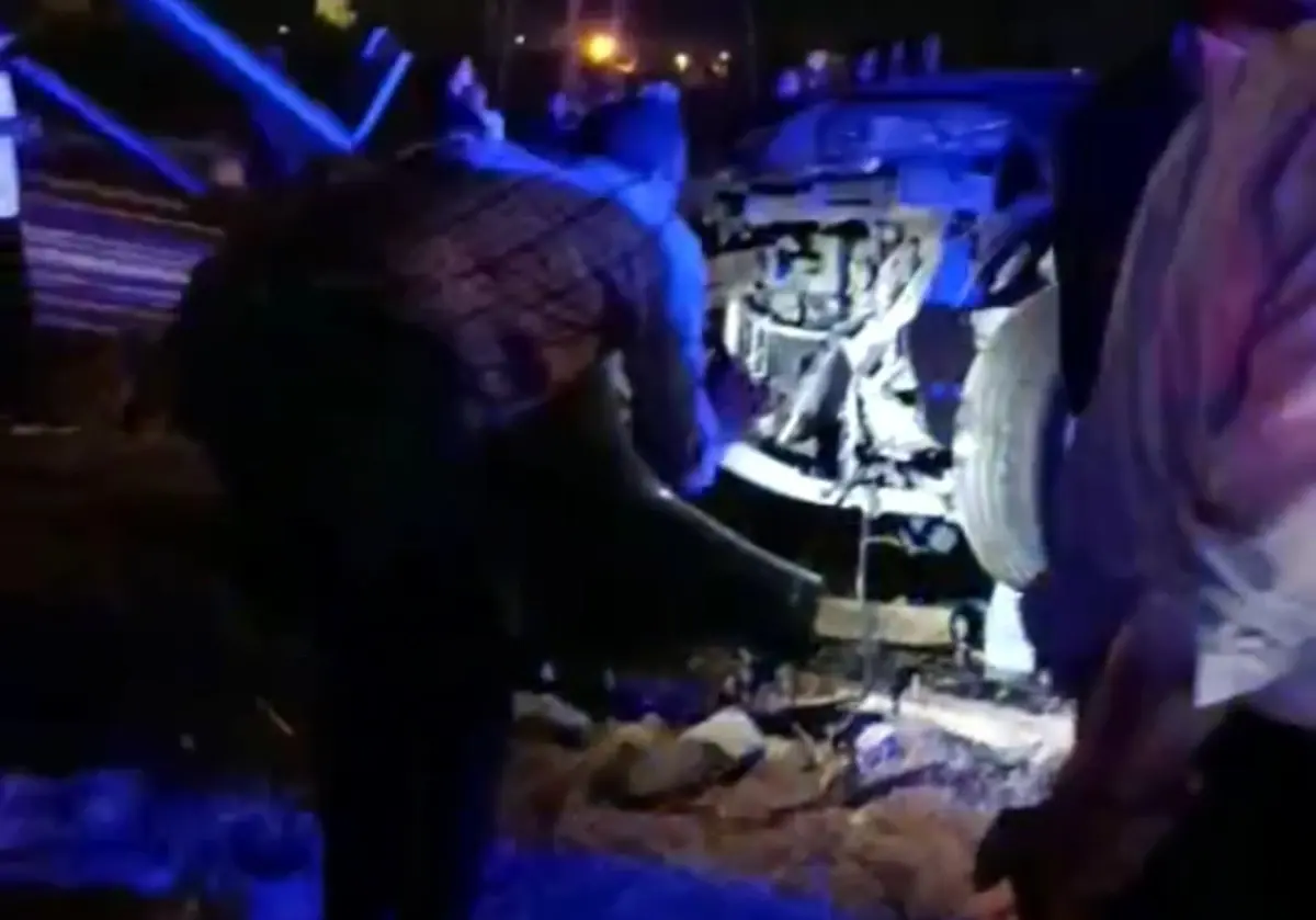 Yüksekova'da trafik kazasında 4 kişi yaralandı.