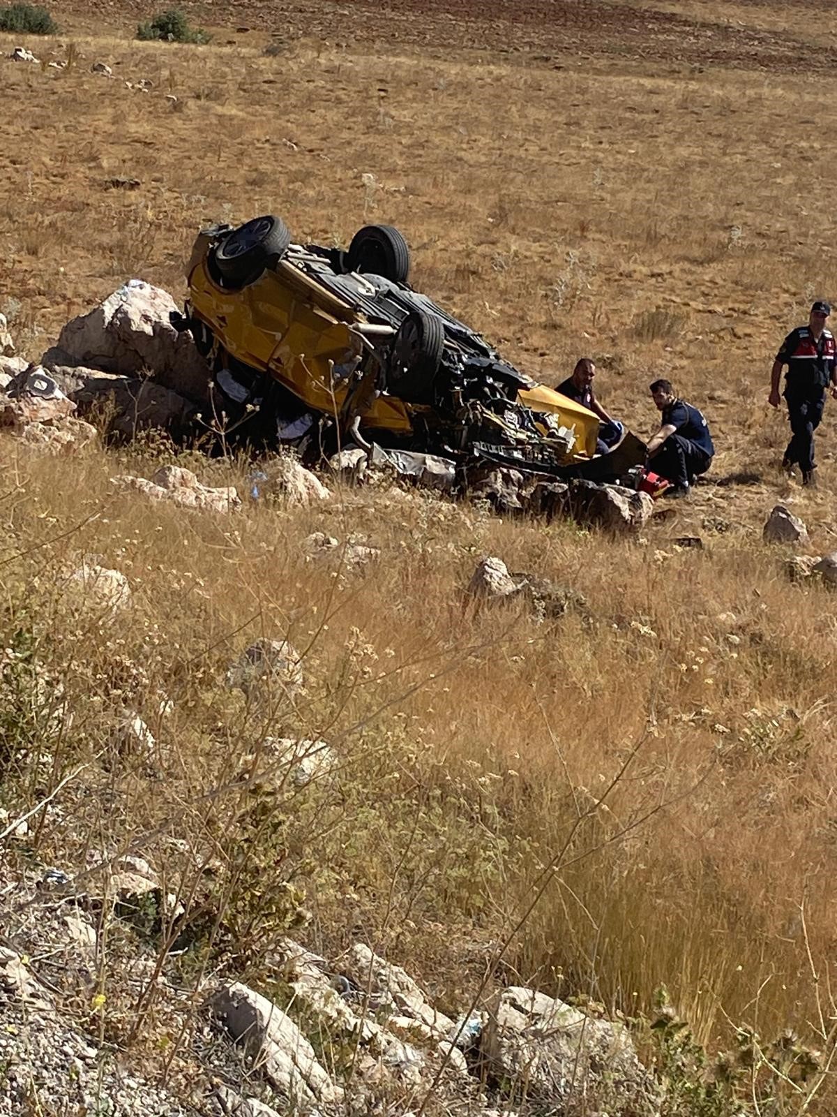 Depremde kaybettiği ikizinin ardından şimdi de kardeşini trafik kazasında kaybetti.