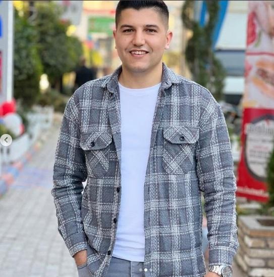 Uzman çavuş trafik kazasında hayatını kaybetti. -> Uzman çavuş trafik kazasında vefat etti.