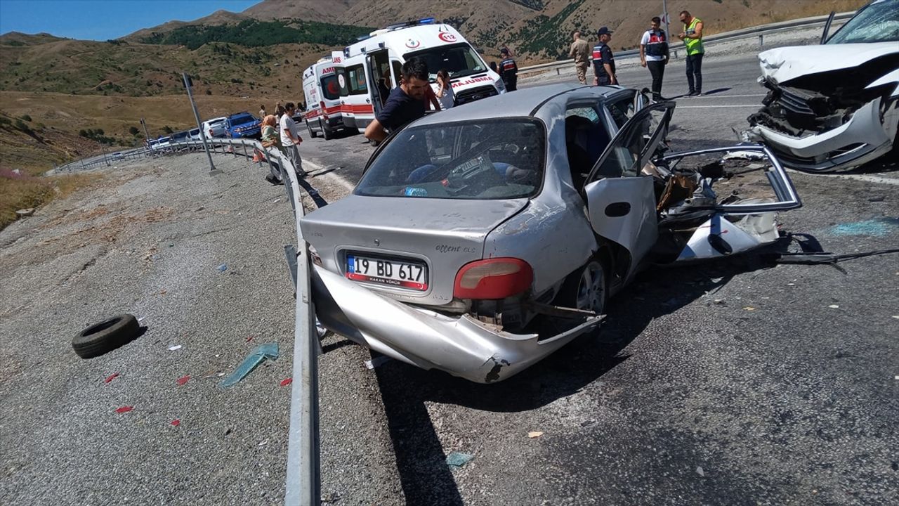Erzincan'da kaza: Ölü ve yaralılar var!