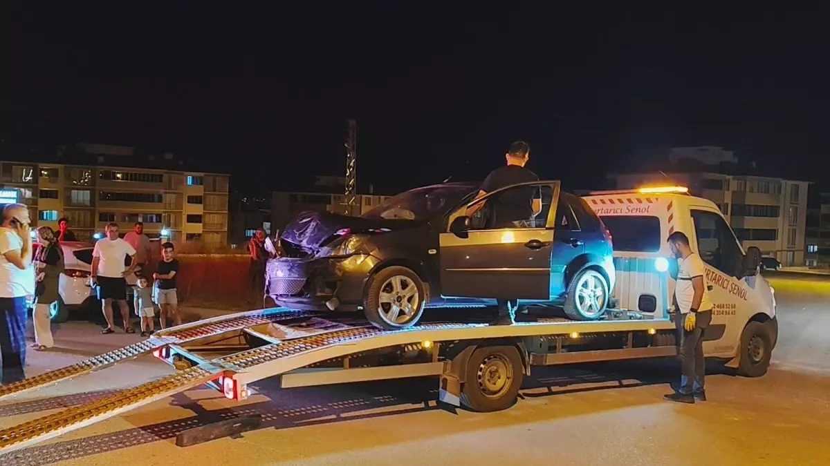Karabük'te Kaza: 3 Yaralı