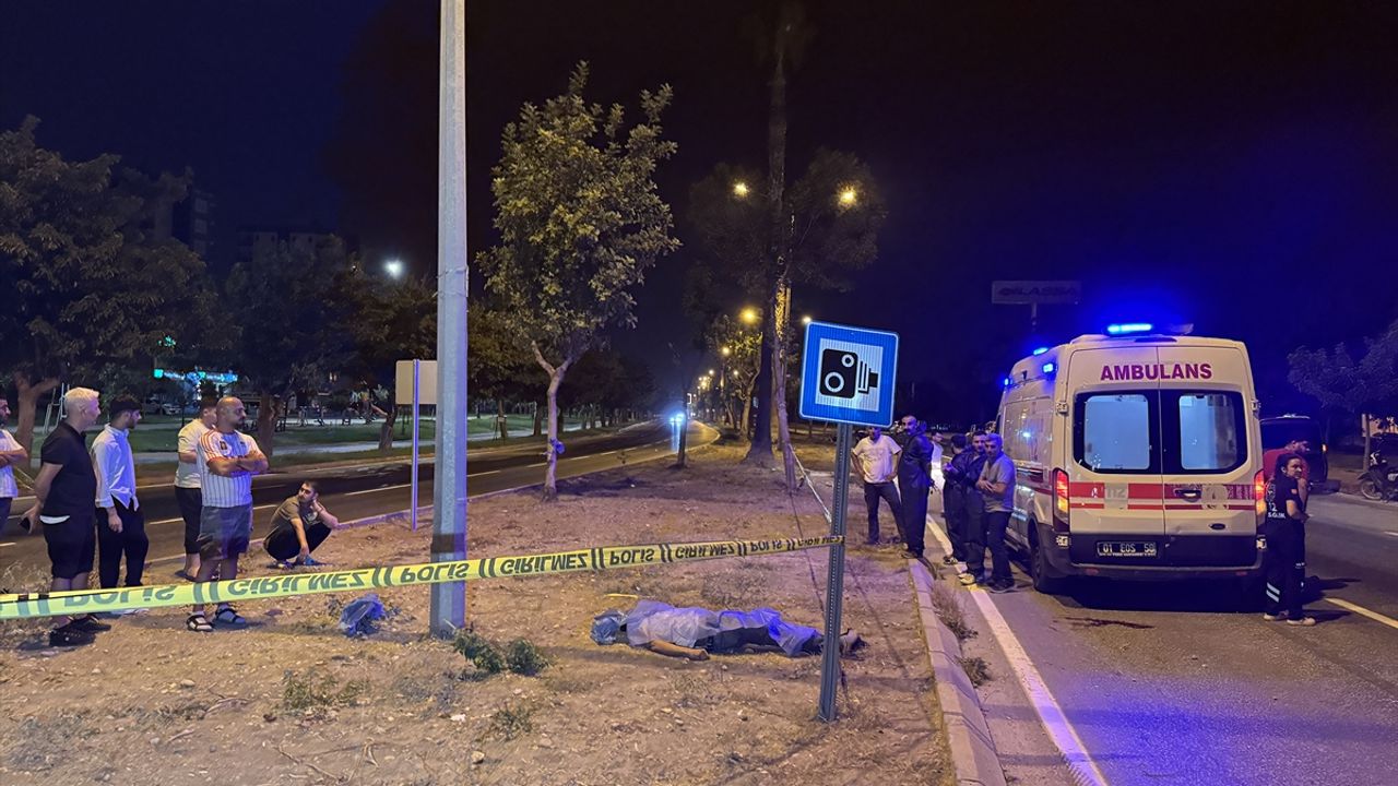 Adana Seyhan'da kaza: 1 kişi hayatını kaybetti, 1 kişi yaralandı.