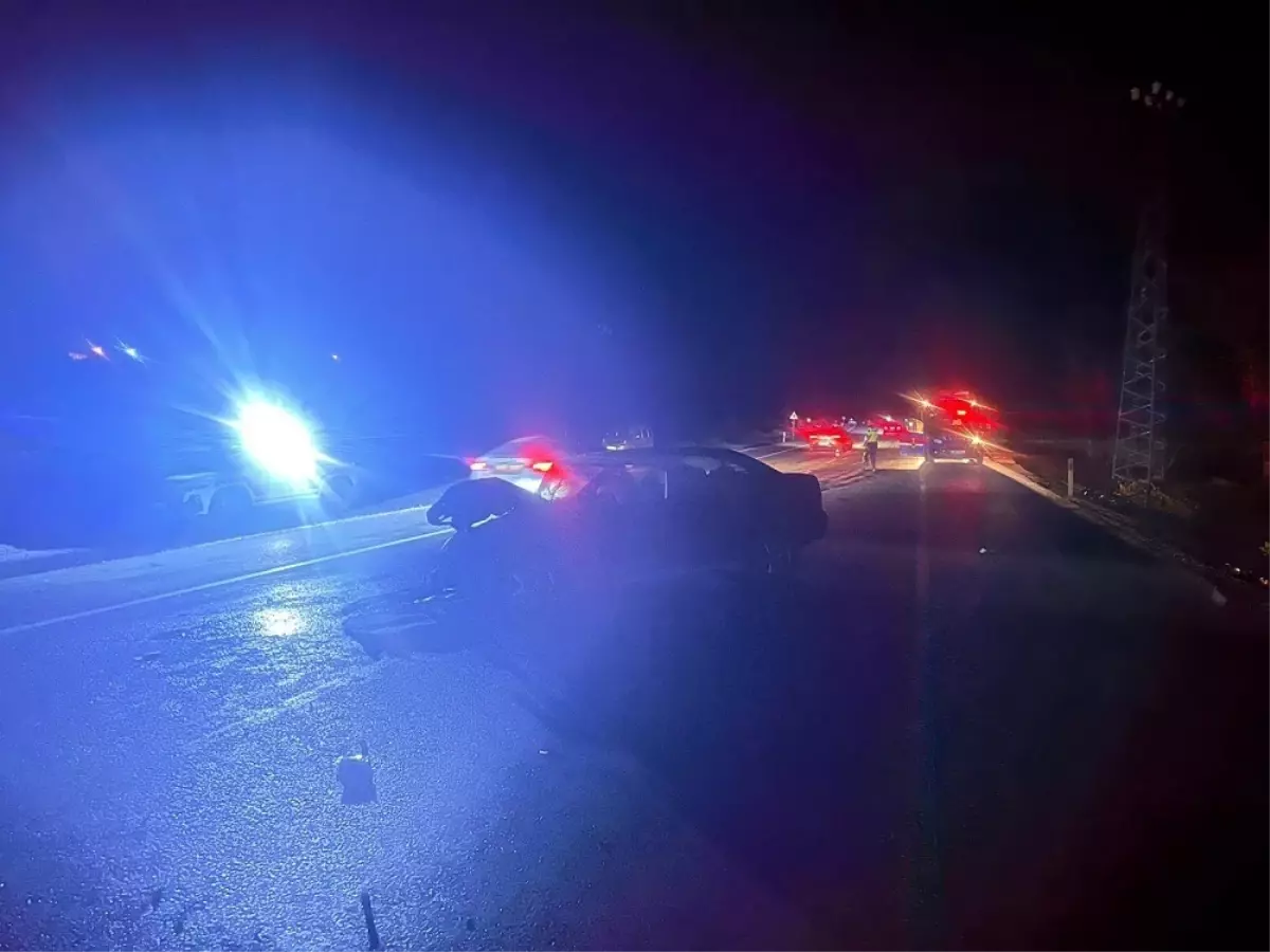Çorum'da trafik kazasında 5 kişi yaralandı.