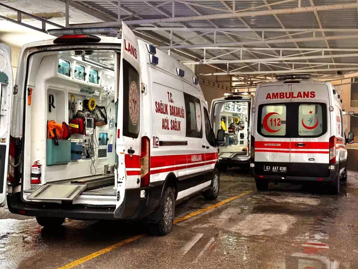Siverek'te Kaza: 2 Kişi Hayatını Kaybetti, 3 Kişi Yaralandı