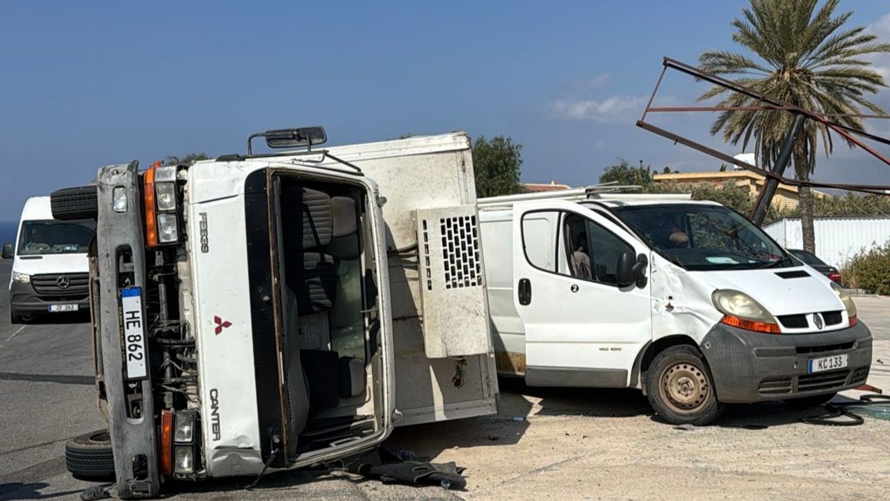 Yenierenköy-Dipkarpaz ana yolunda kaza: 1 kişi yaralı.