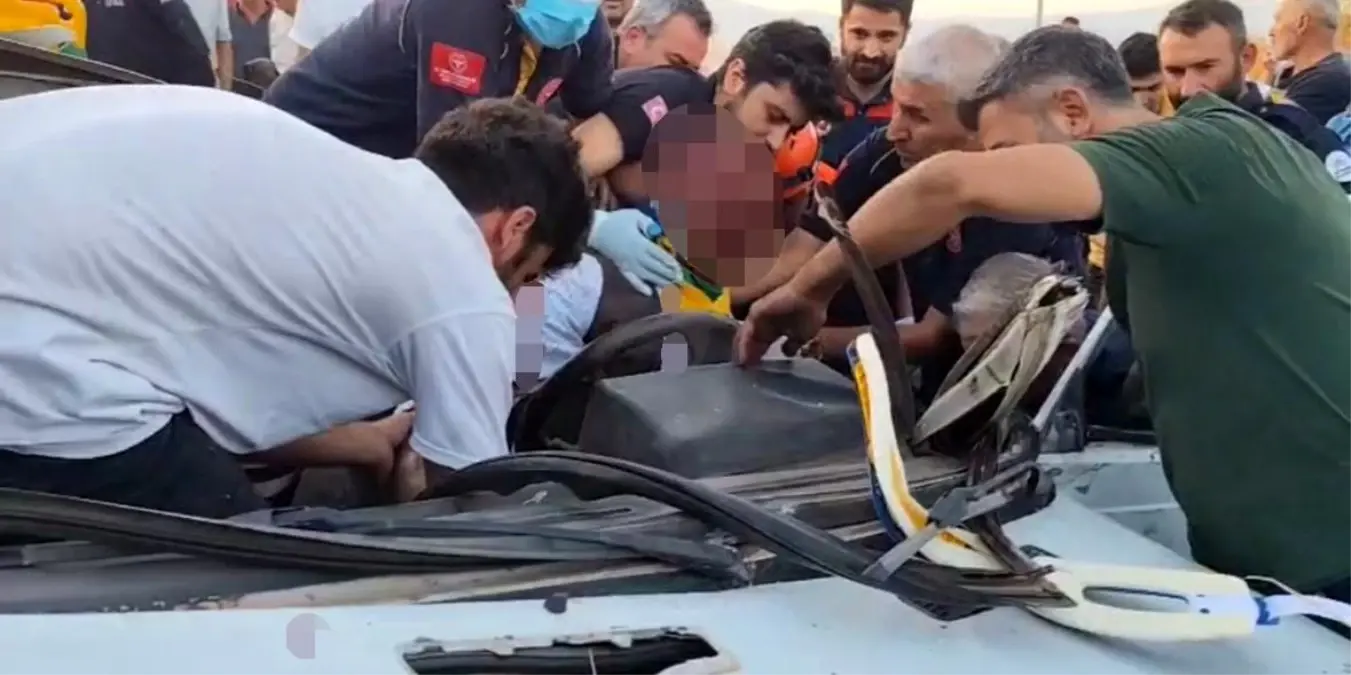 Adıyaman'da trafik kazasında 1 kişi ağır yaralandı.