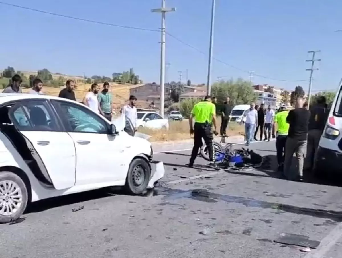 Ahlat'ta bir kaza: Baba ve oğlu öldü.