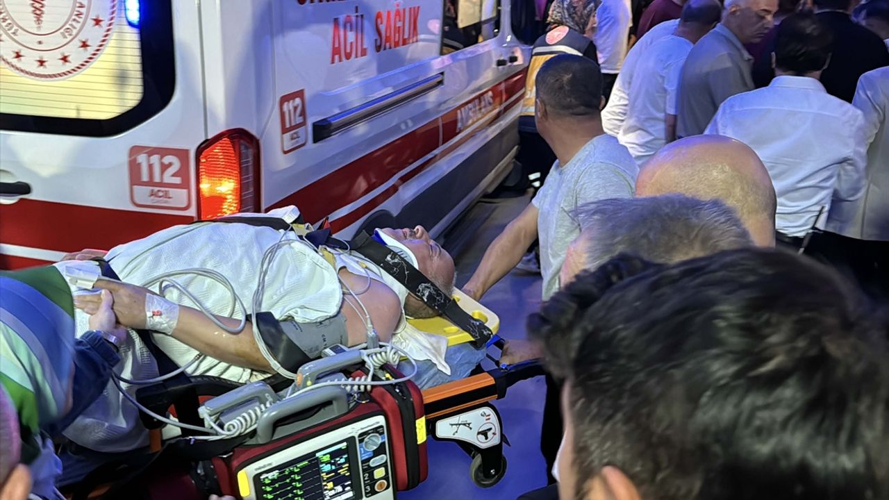 Konya’da trafik kazasında Keskin Belediye Başkanı ve iki kişi yaralandı.