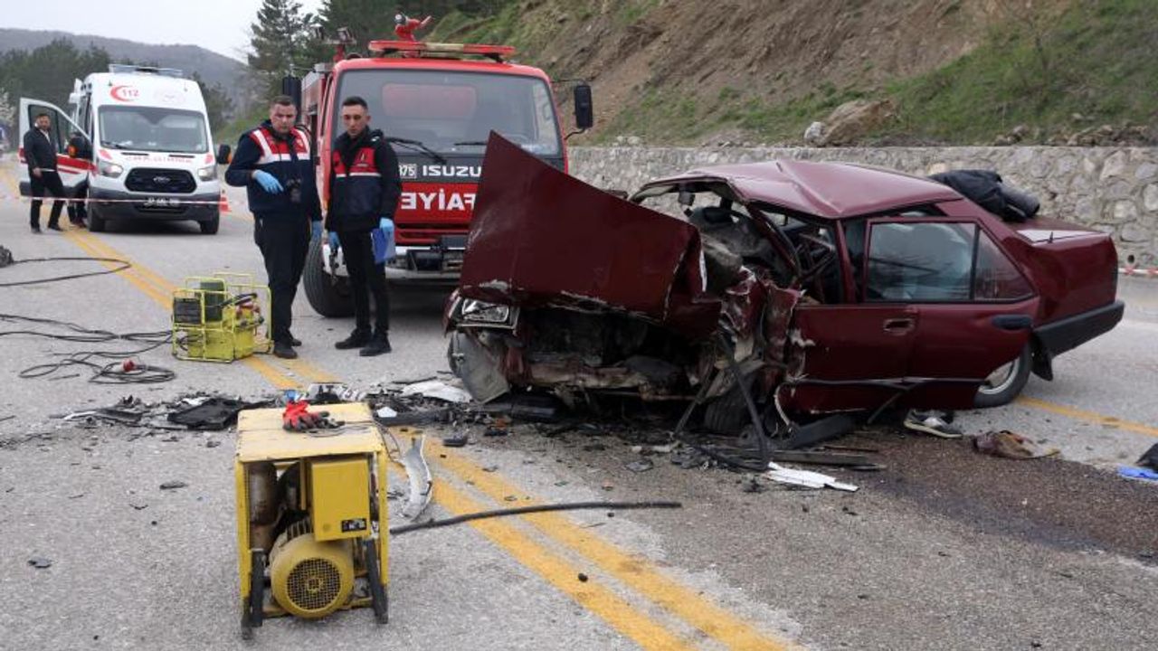 Mesaj Yazmak Direksiyon Başında Kaza Riskini 23 Kat Artırıyor!