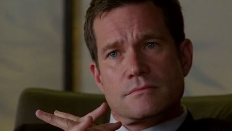 Dylan Walsh isimli ünlü aktör kaza yaptı.