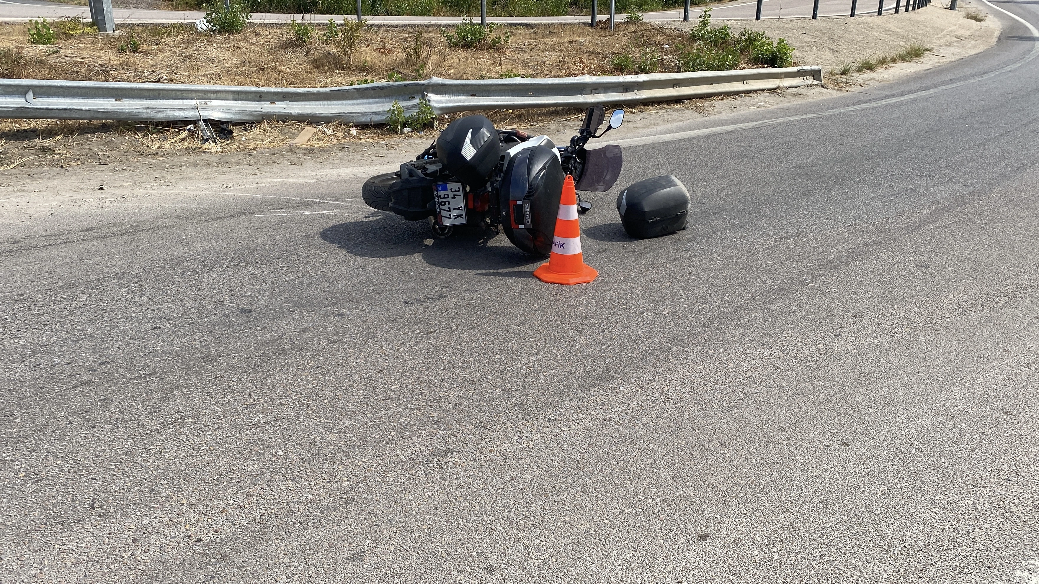Bursa'da trajik kaza: Motosiklet sürücüsü vefat etti, kızı ağır yaralı.