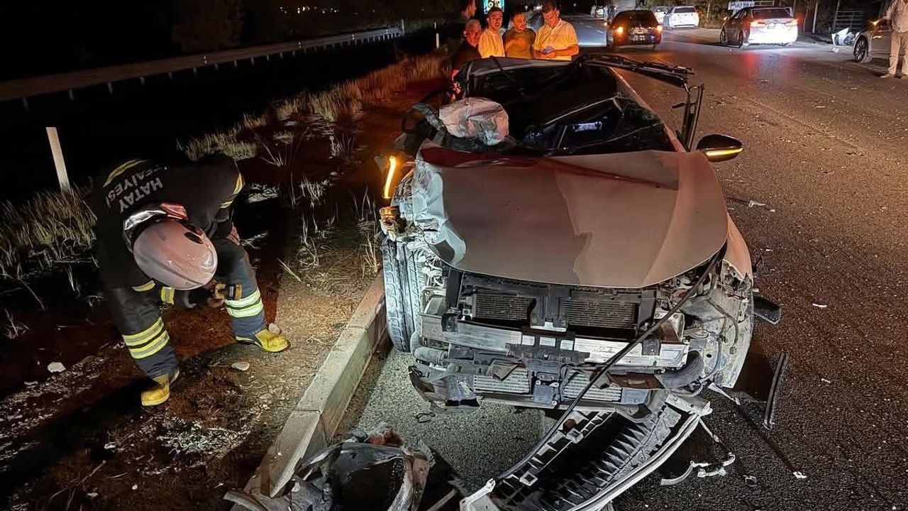 Kırıkhan'da trafik kazasında yaralanan vatandaş kurtarıldı.