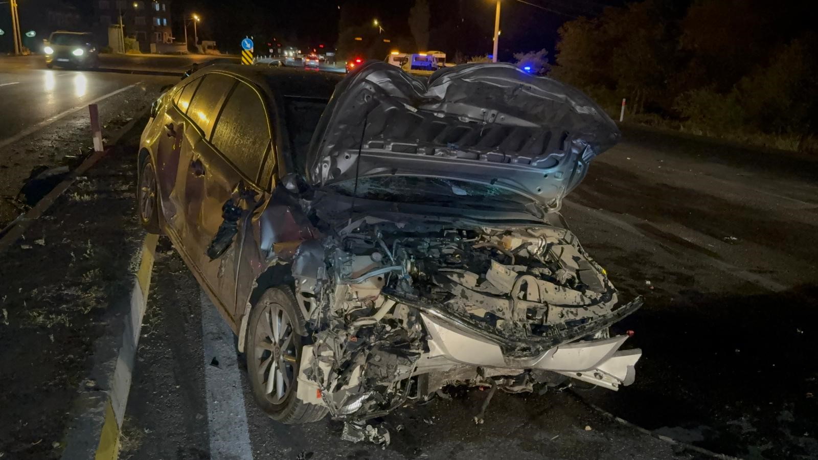 Afyonkarahisar'da meydana gelen kaza sonucu yaşanan üzücü durum - Anlık Haberler