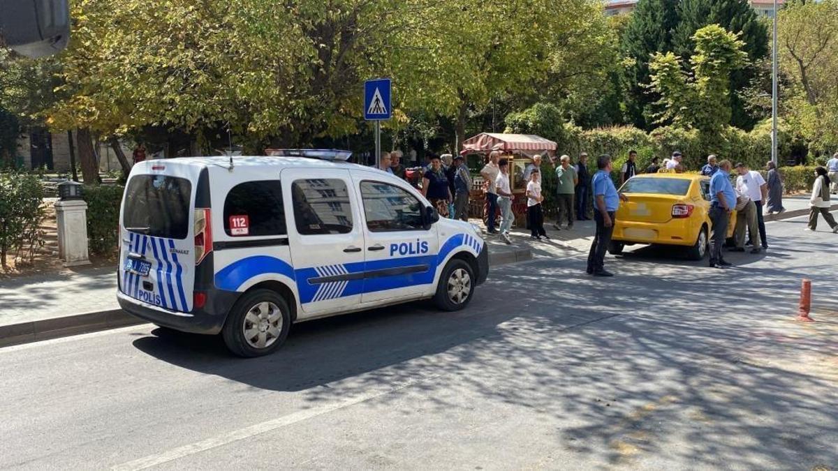 Eskişehir'de "hasar görmüş yaya geçidi" kaza geçirdi.