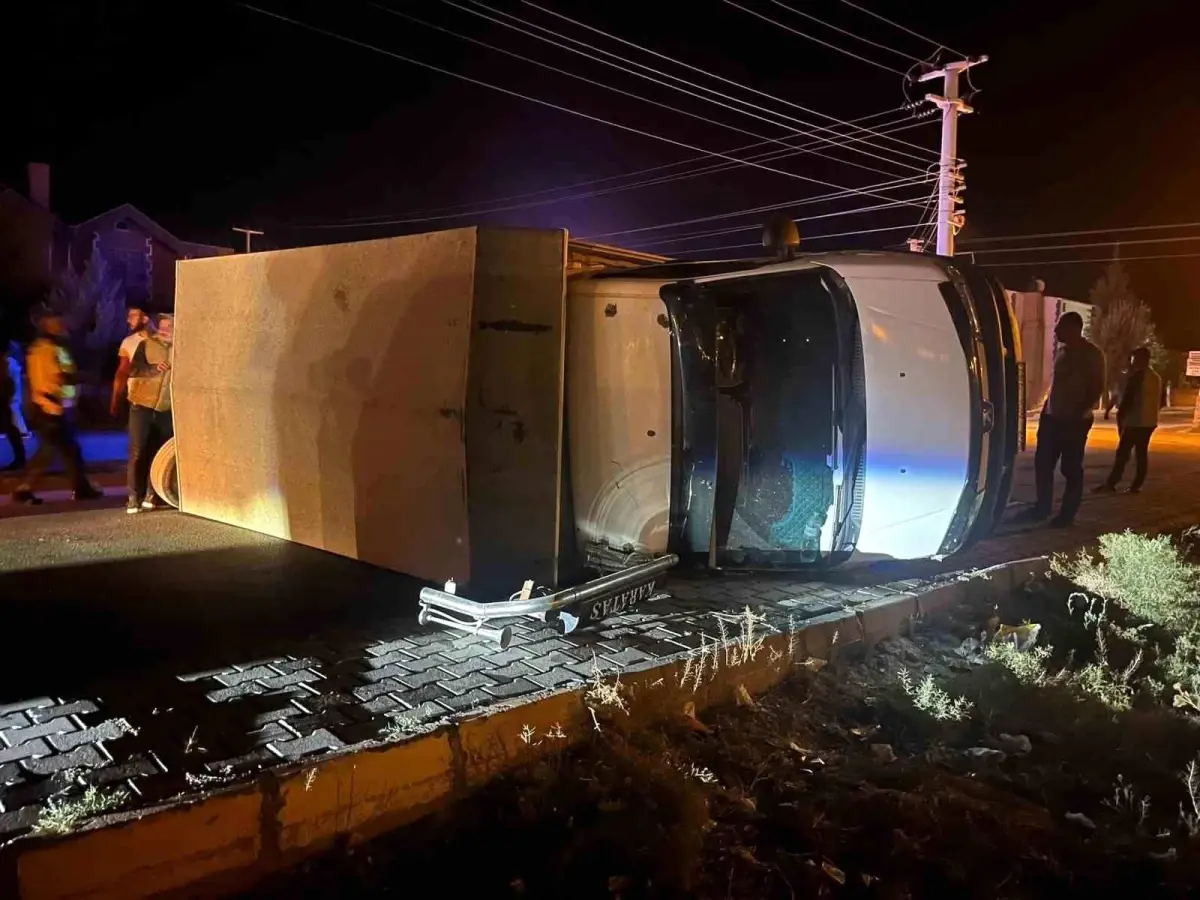 Karapınar'da meydana gelen trafik kazasında 2 kişi yaralandı.