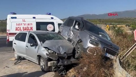 Kazada 3 kişi Manisa’da yaralandı.