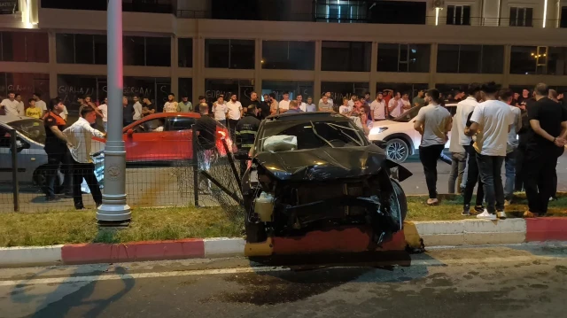 Siirt'te ardışık trafik kazasında beş kişi yaralandı.