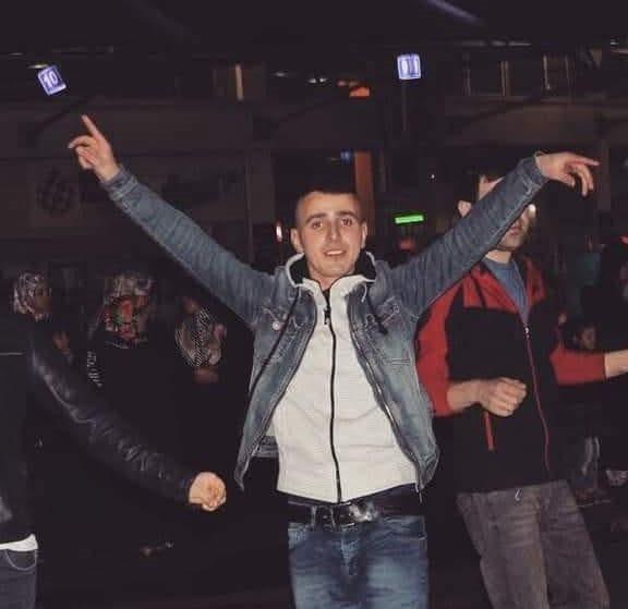 Hastaneye ağır yaralı olarak sevk edilen trafik kazası kurbanı hayatını kaybetti.