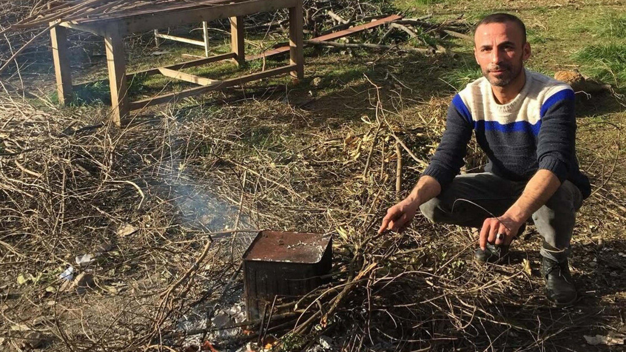 Motorcu refüje çarpıp hayatını kaybetti.
