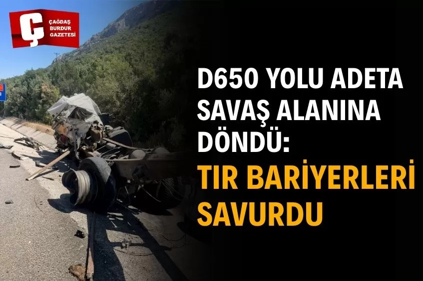 Antalya'da yaşanan trafik kazasında genç şoför hayatını kaybetti.