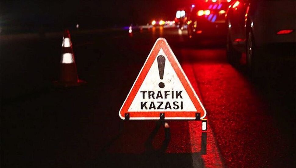 Alkollü sürücü kazaya sebep oldu ancak kimsenin yaralanmadığı belirtildi.