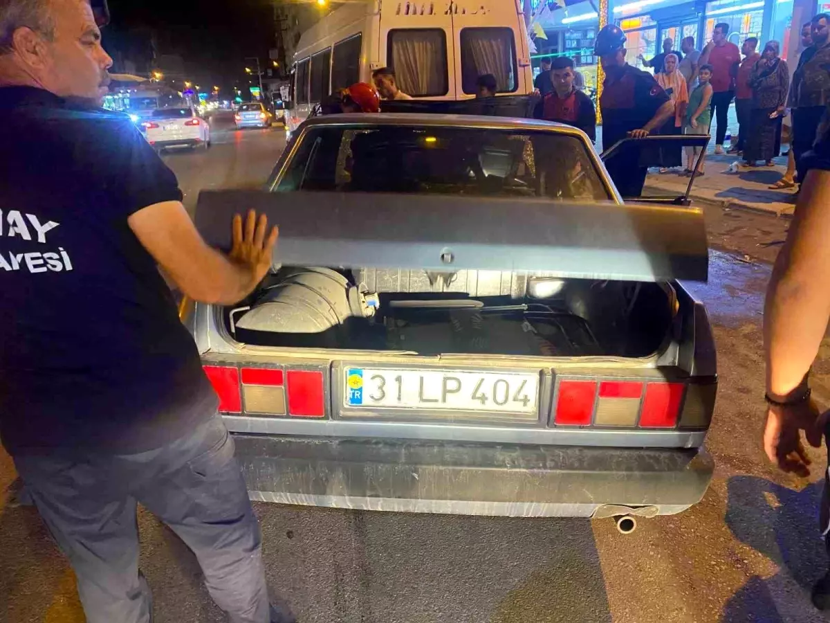 Dörtyol'da Trafik Kazası: 4 Kişi Yaralı
