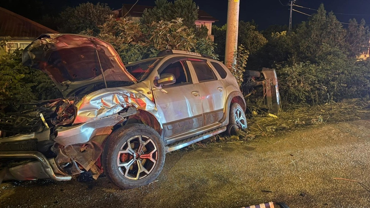 Kavşakta çarpışma: 19 yaşındaki sürücü hayatını kaybetti.