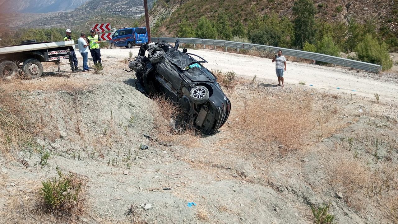Manavgat'ta trafik kazası: Bir ölü, bir ağır yaralı.