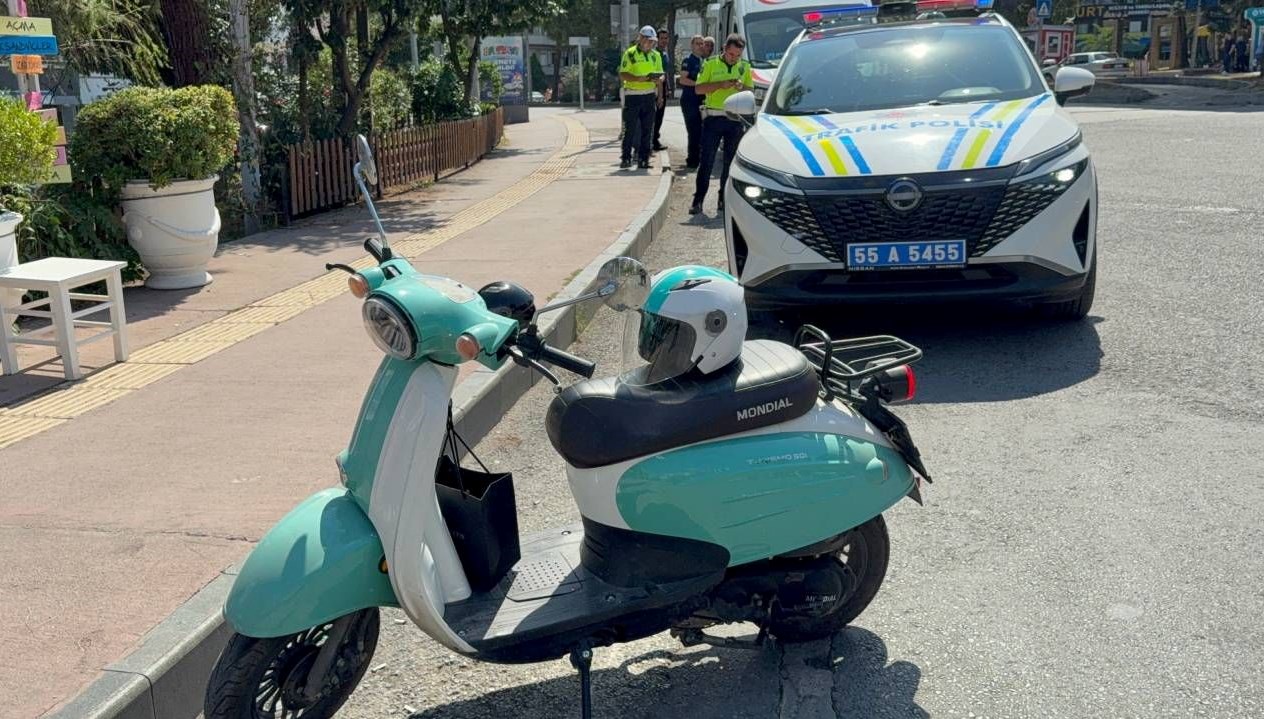 Samsun'da motosiklet ile araç çarpıştı: Trafik kazası