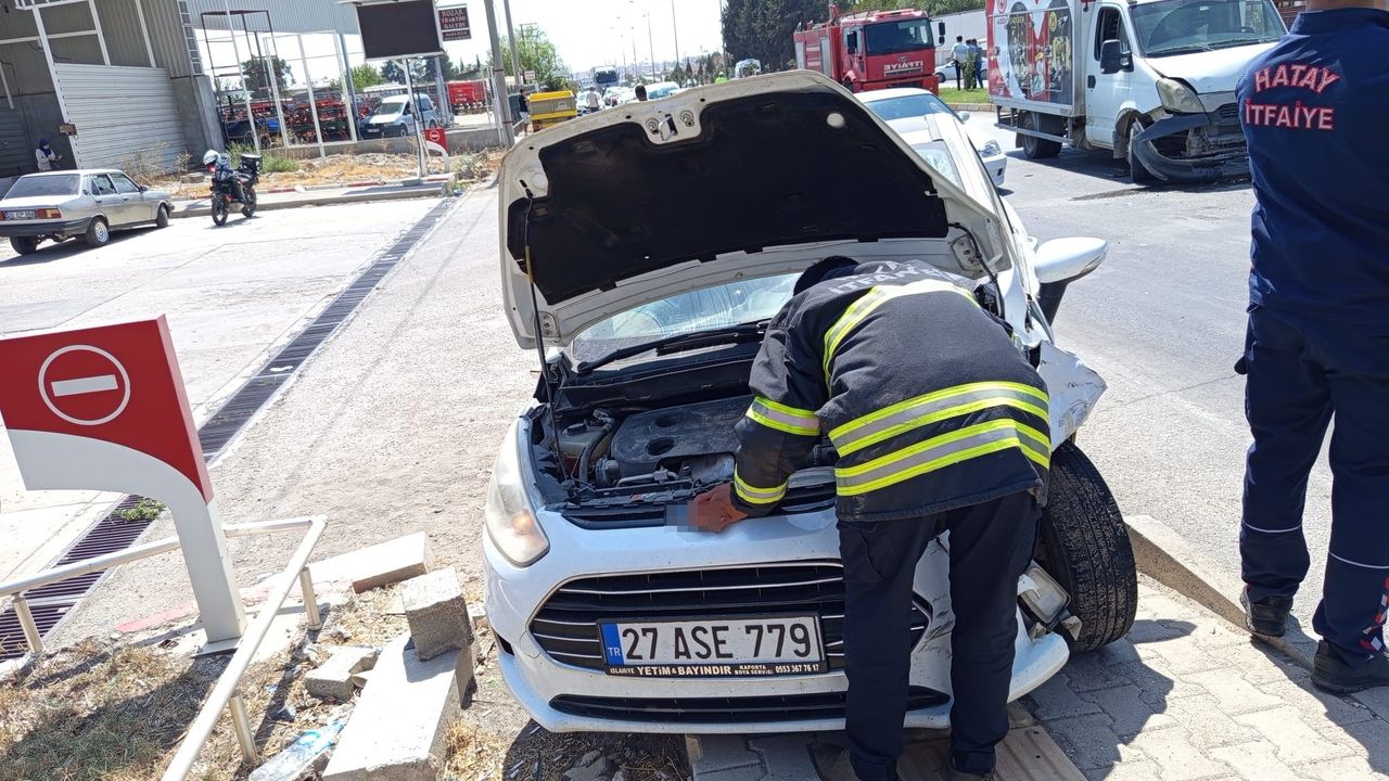 Seri Trafik Kazası: 6 Yaralı
