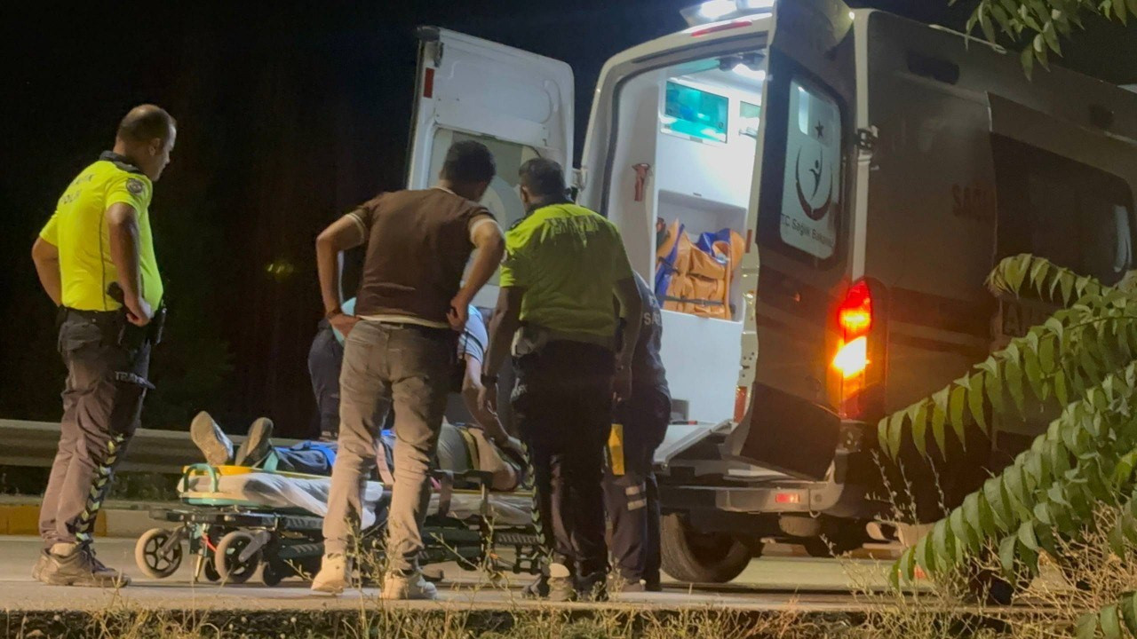 Alkollü sürücü direksiyon kontrolünü yitirerek yol kenarına uçtu.