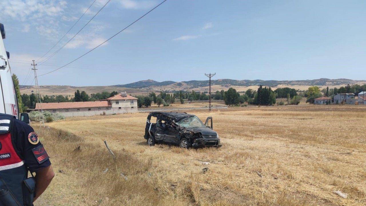 Sorgun'da trafik kazası sonucu 1 kişi hayatını kaybetti, 1 kişi yaralandı.