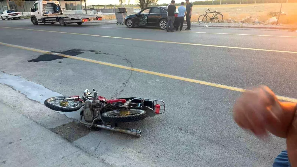 Aksaray'da kaza: Motosiklet sürücüsü ciddi şekilde yaralandı.