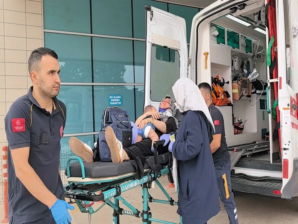 Bursa'da kaza sonucu 4 kişi yaralandı.