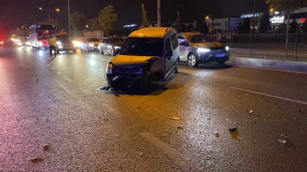 Bursa'da Trafik Kazasında Bir Kişi Yaralandı.