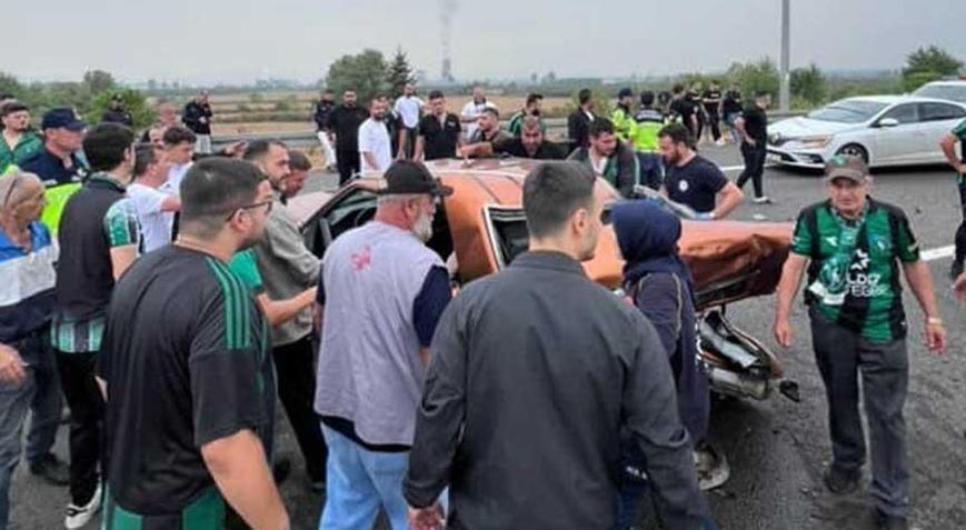 Kuzey Marmara Otoyolu'nda ciddi kaza: Araç enkaza döndü, yaralılar bulunuyor.