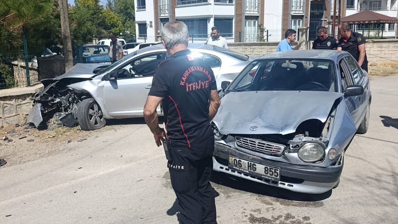 Afşin’de Trafik Kazası: 3 Kişi Yaralı oldu.