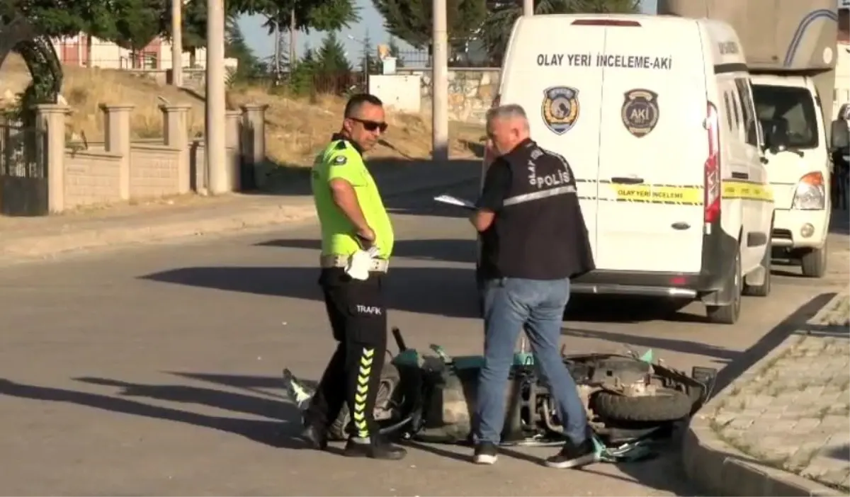 Trafik Kazasında Tavşanlı'da 2 Kişi Yaralandı