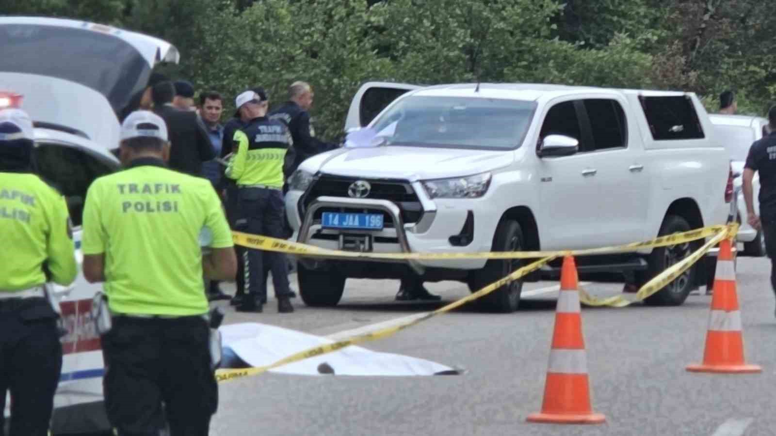 Bolu'da trafik kazasında 27 yaşında bir polis memuru yaşamını yitirdi.