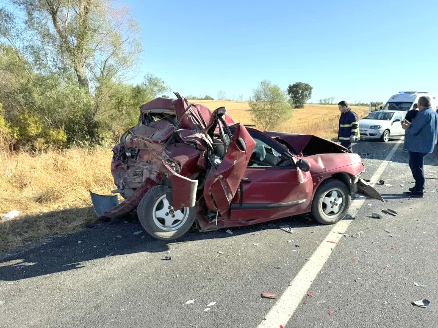 Kırklareli’nde art arda meydana gelen trafik kazasında 4 kişi yaralandı.