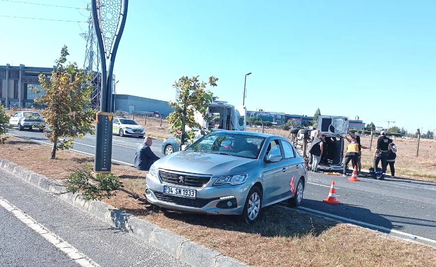 Tekirdağ'da kaza meydana geldi ve 3 kişi yaralandı.