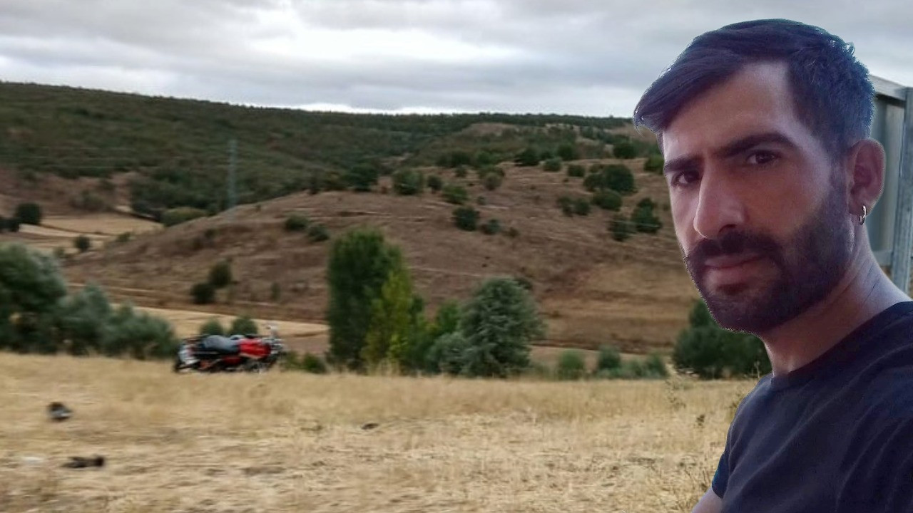 Tokat ilinde motosiklet kazasında hayatını kaybeden sürücü tarlaya devrildi.