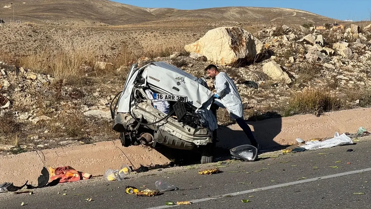 Bayburt'ta Kaza Sonucu Sürücü Vefat Etti.