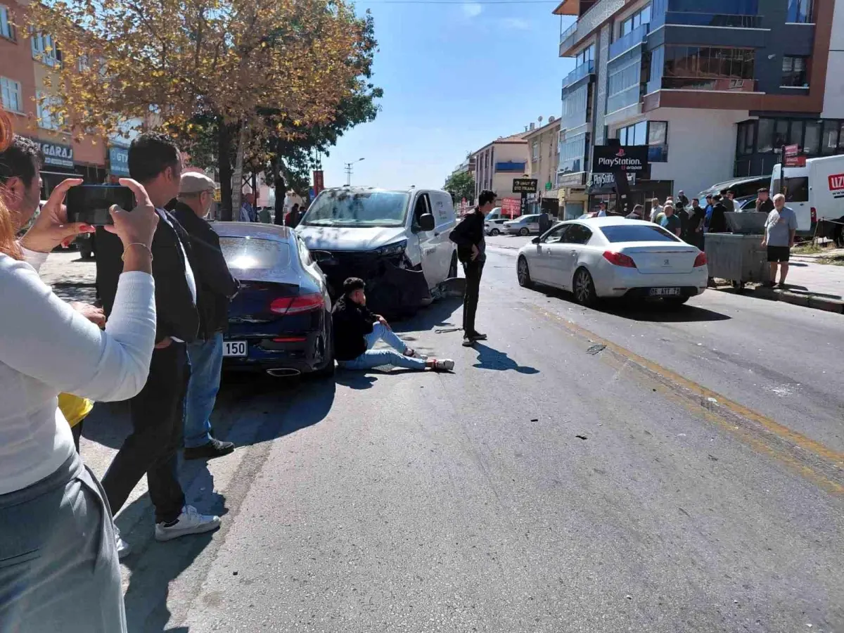 Ankara'da Kaza: İki Kişi Yaralandı