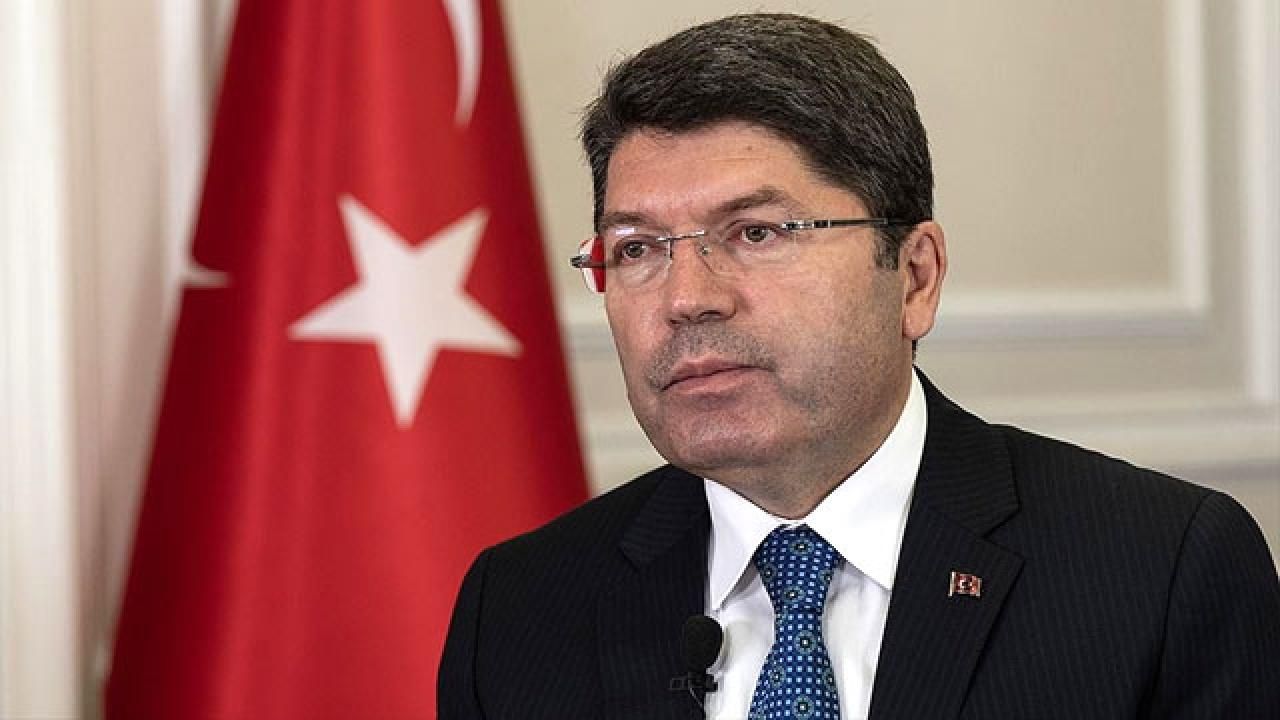 Bakan Tunç'tan Adana'daki trafik kazasıyla ilgili başsağlığı mesajı.
