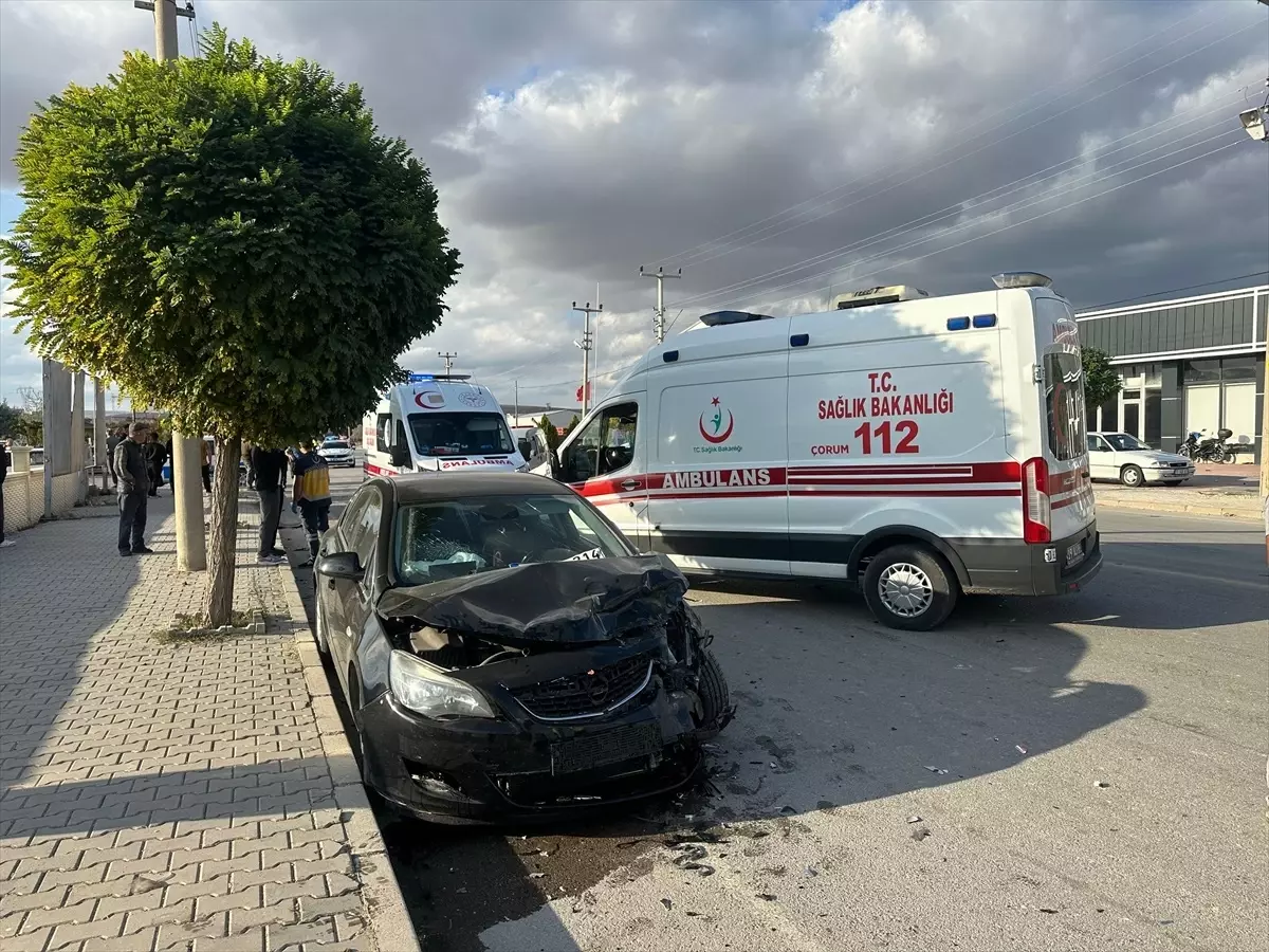 Çorum'da Trafik Kaza: 3 Kişi Yaralandı